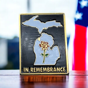 Michigan State In Remembrance Fallen Hero Red Rose Enamel Hat Lapel Pin
